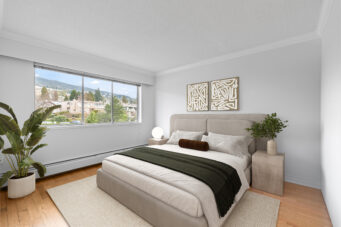 #203 – 150 24th Street